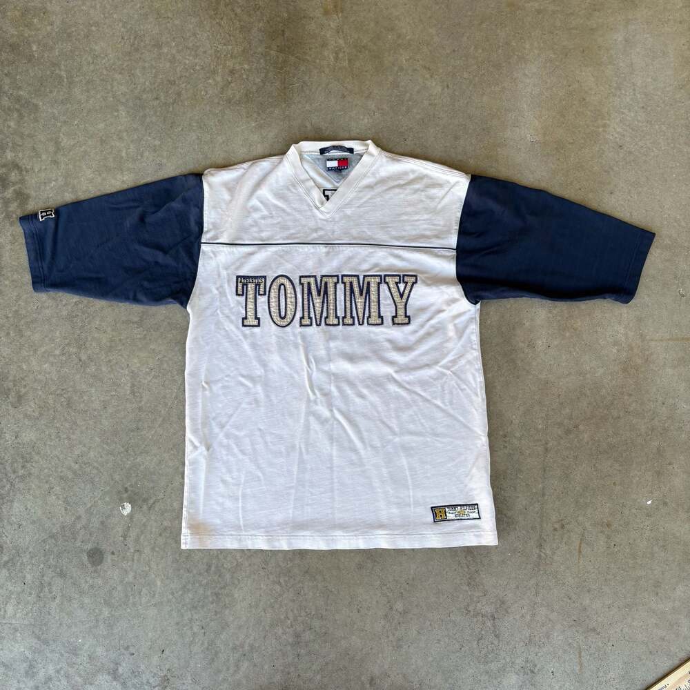 Vintage 90s Jersey Tommy Hilfger Spelled Out Graphic Rare Size M oversized 88